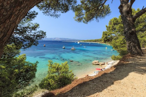 ReiseMeise in Kroatien am Sommerstrand