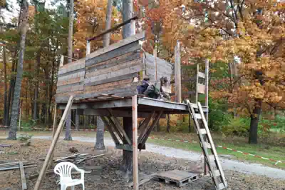 baumhaus-bauen-herbst