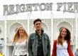 drei-sprachschueler-auf-dem-pier-von-brighton-england