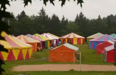 feriencamp-zeltstadt unsere-zeltstadt-im-sommercamp-bei-stuttgart